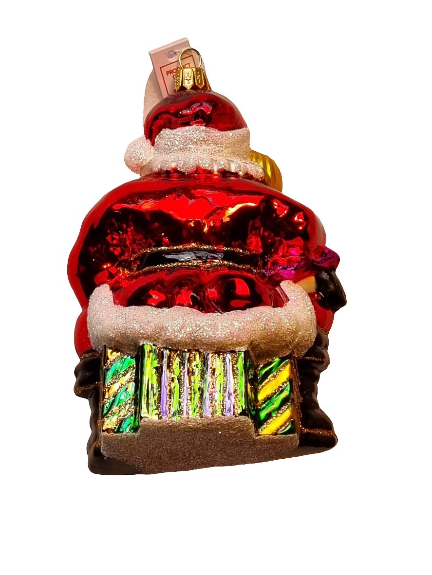 Santa | Seated with Kids & Presents (X)