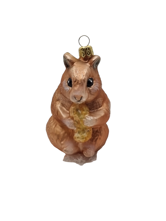 Squirrel/Chipmunk/Hamster with Nut (R)