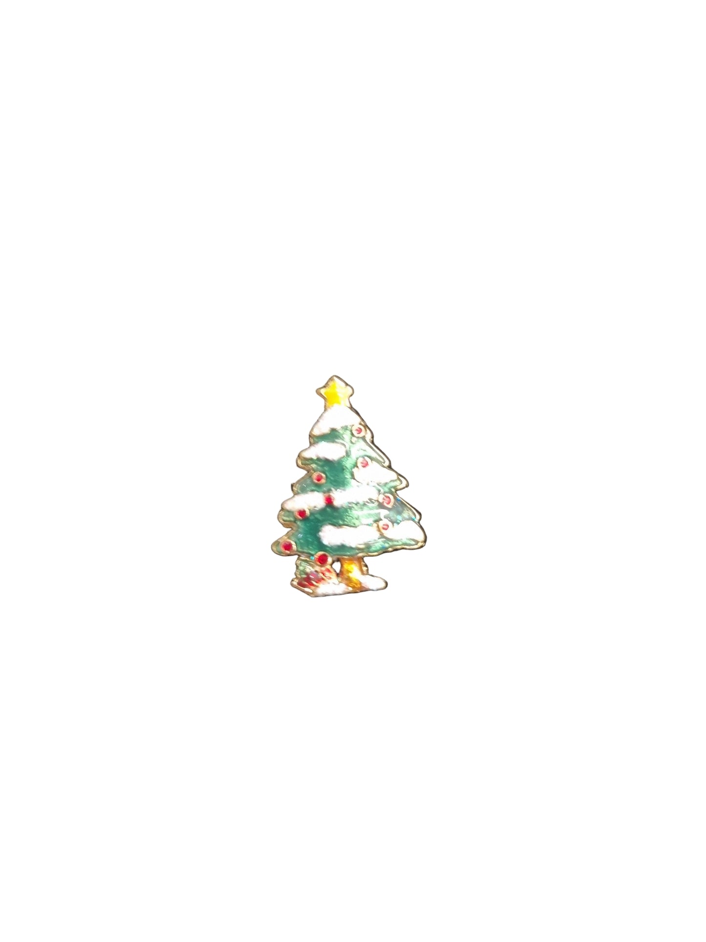 Tree with Snow and Gold Star | Pins