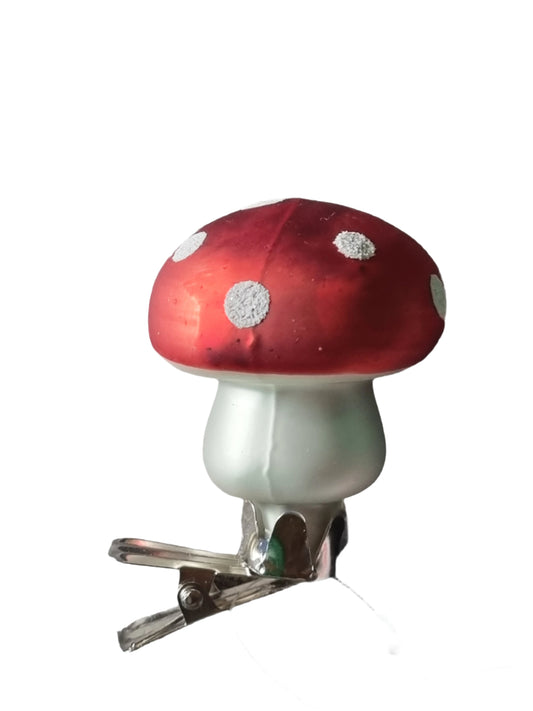 Mushroom | on Clip (E)